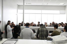 Visita de estudantes aos laboratórios do Campus Chapecó