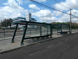 Instalação de abrigos em pontos de ônibus - Campus Passo Fundo