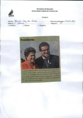 Presidenta Dilma Rousseff faz escala em Chapecó e encontra Vice-Reitor da UFFS