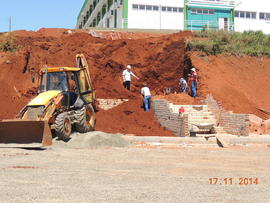 Terraplenagem, drenagem pluvial e pavimentação das vias internas – Campus Chapecó